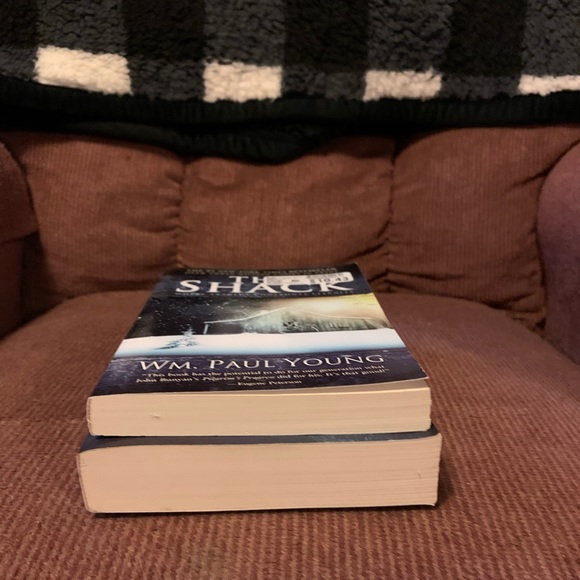 Bundle of 2 books: The Shack and The Reason - Picture 6 of 10
